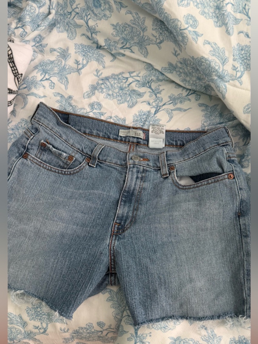 Levi's Light Blue Denim Ankle-Cut Cropped Shorts